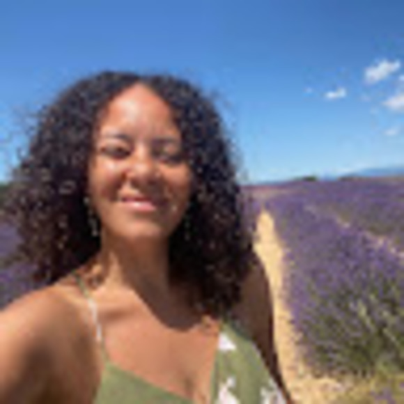 Meet your Posher, Amber - Picture 1 of 1